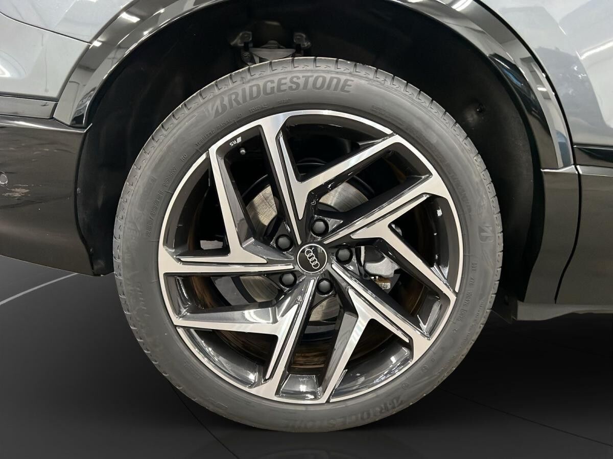 Audi Q6 e-tron S line LED LM 21" Navi ACC 360° Wärmepumpe