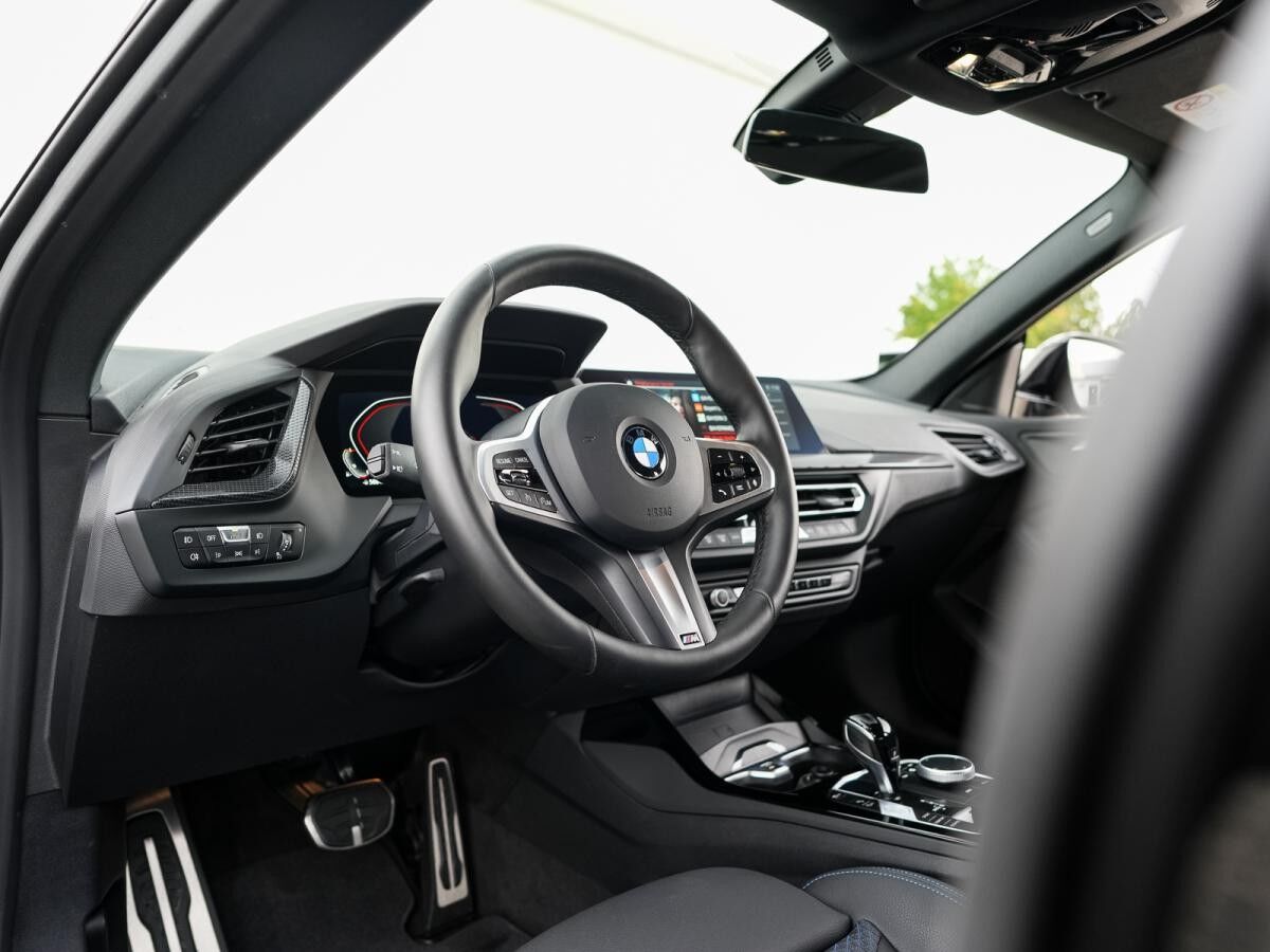 BMW 218 Gran Coupe M-Sport * MEHRERE FARBEN SOFORT VERFÜGBAR*