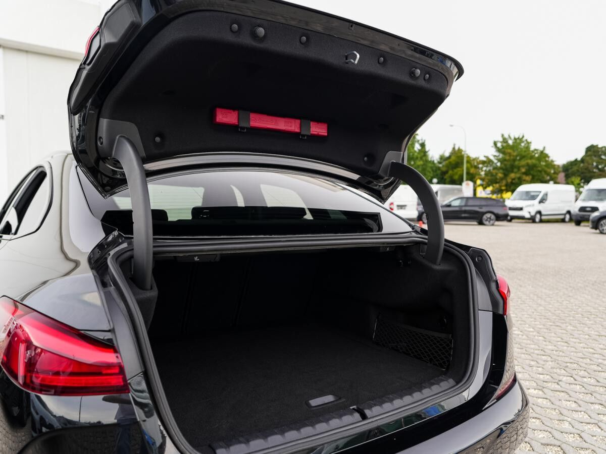 BMW 218 Gran Coupe M-Sport * MEHRERE FARBEN SOFORT VERFÜGBAR*