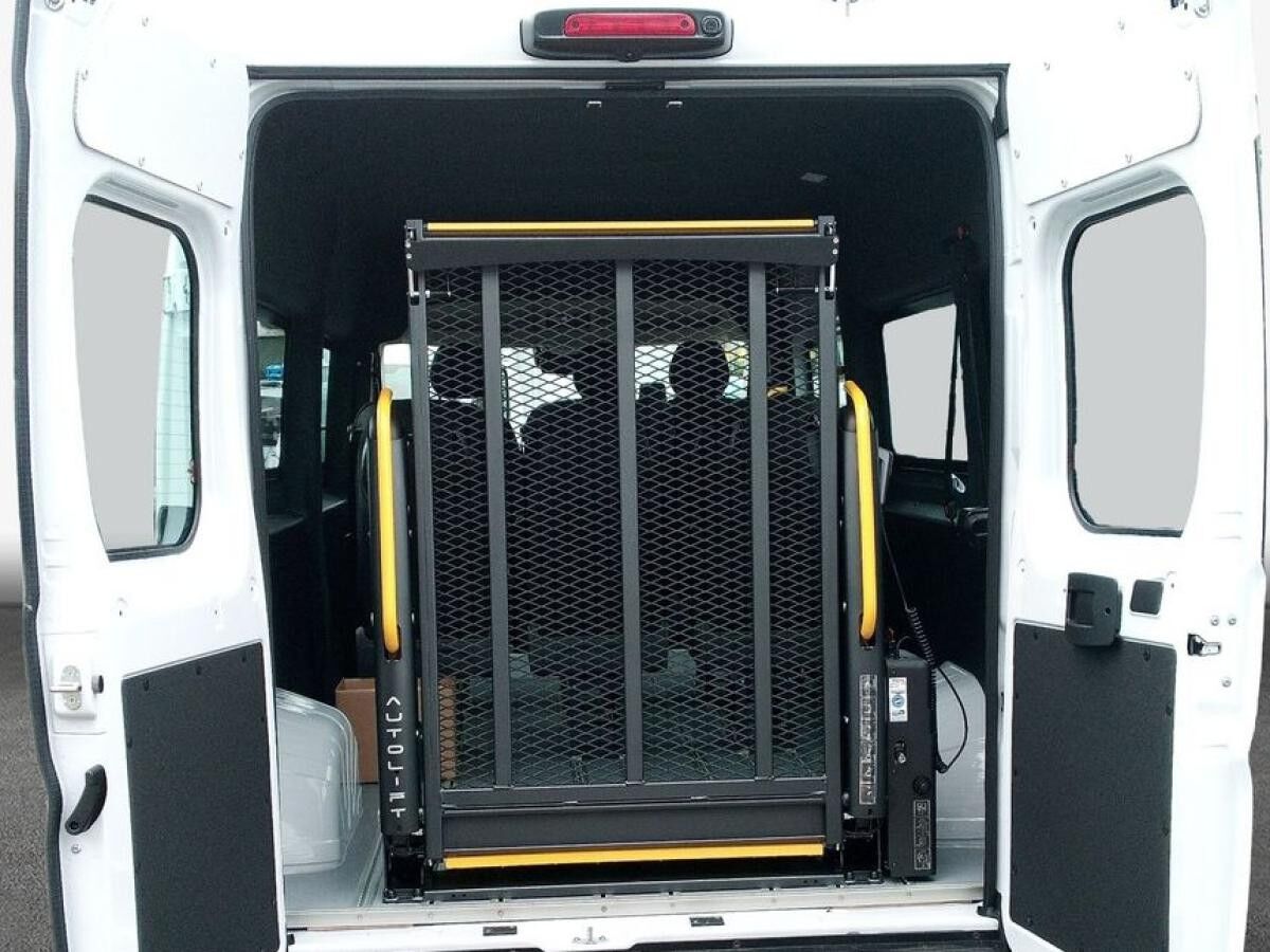 Fiat Ducato e-Ducato L3H2*BEHINDERTENAUSBAU!!!*SOFORT!!!