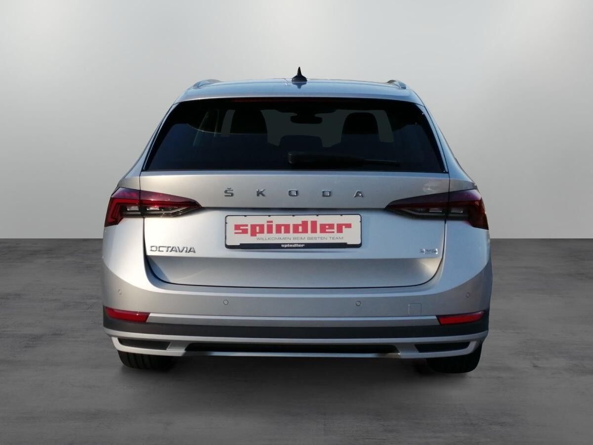Skoda Octavia Combi Scout 2.0 TSI 4x4 DSG Matrix ACC
