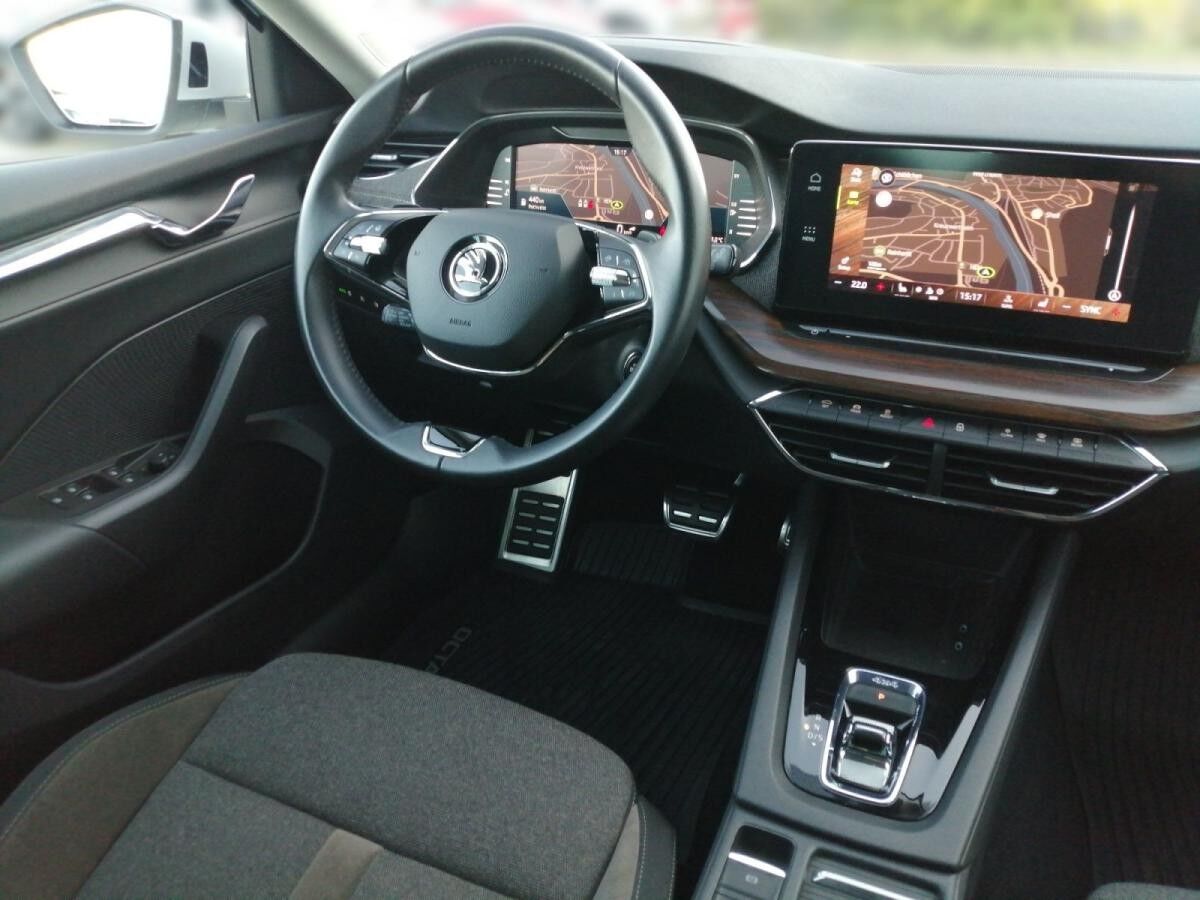 Skoda Octavia Combi Scout 2.0 TSI 4x4 DSG Matrix ACC