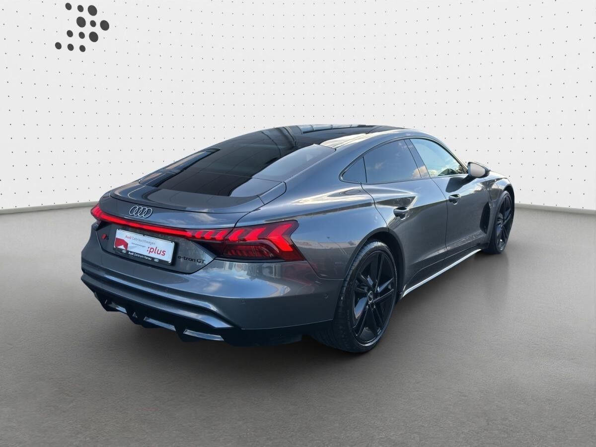 Audi e-tron GT S quattro*LASER*PANO*HUD*21ZOLL*NAVI-PLUS