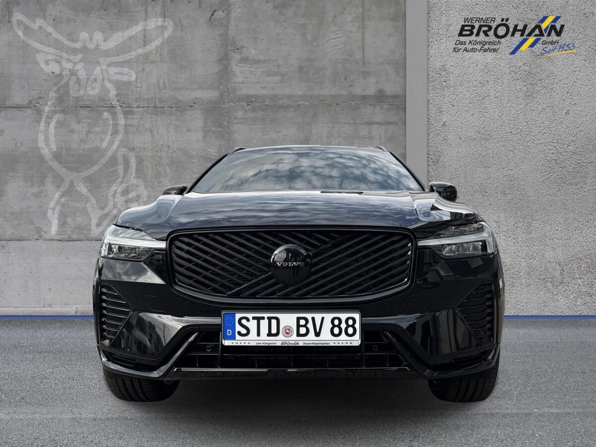 Volvo XC60 B5 Benzin AWD Black Edition Plus