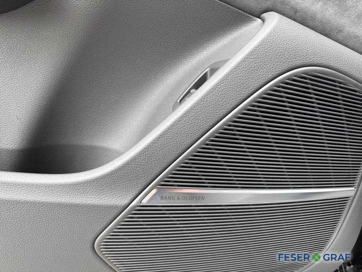 Audi Q7 Sline ALL AHK Pano HUD Matrix Massage Sitzbel