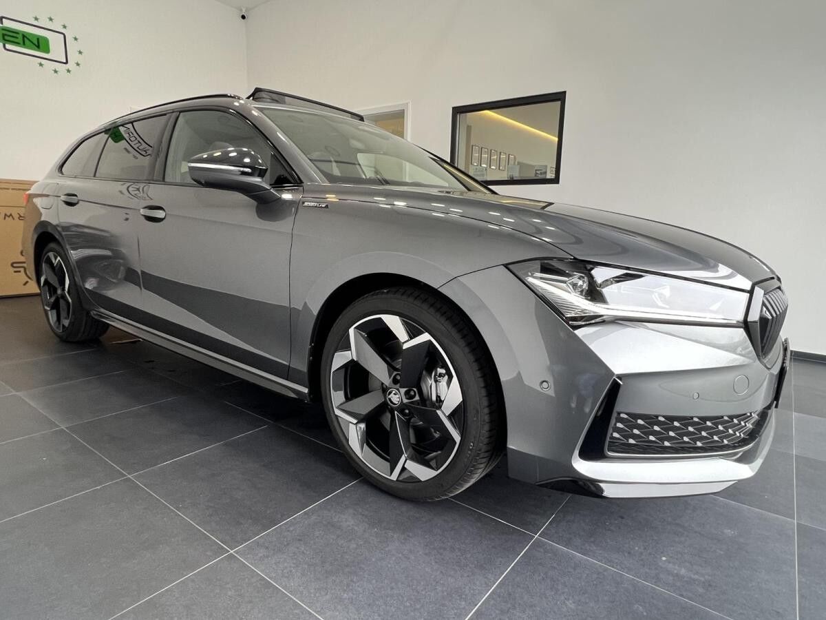 Skoda Superb Combi 265PS 4x4 Vollausstattung! Alle Extras! Sofort!