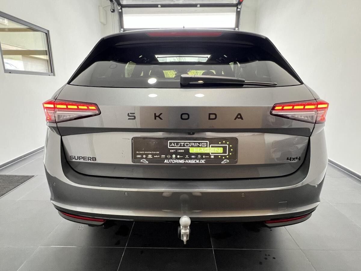 Skoda Superb Combi 265PS 4x4 Vollausstattung! Alle Extras! Sofort!