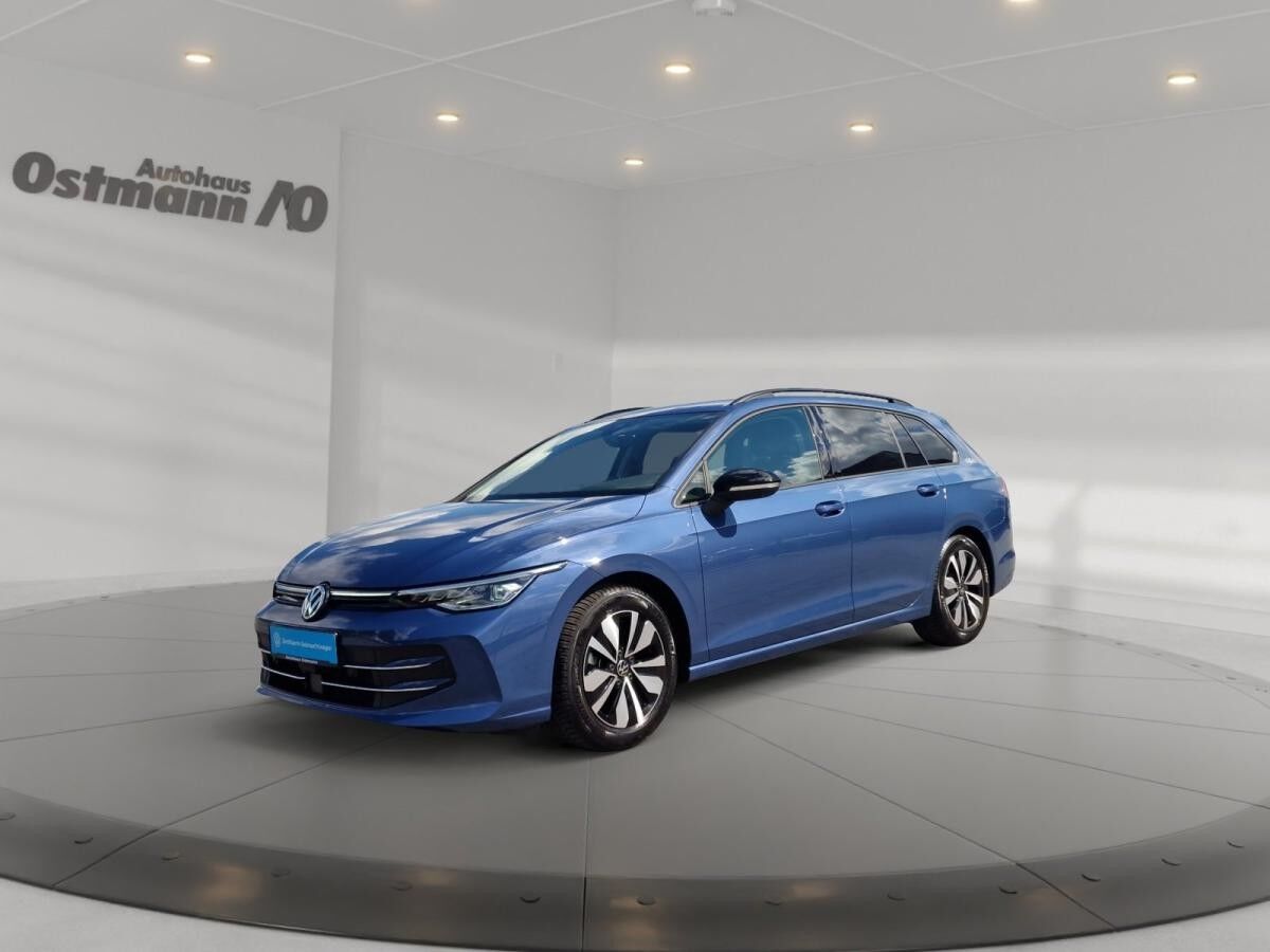 Volkswagen Golf VIII Variant 1.5 eTSI W Goal 360 ACC AUT