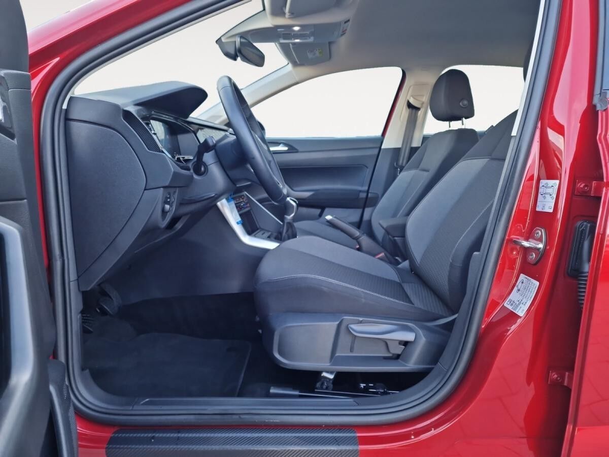 Volkswagen Taigo 1.0 TSI Life 2xKlima Kam. KlimaA LED Navi