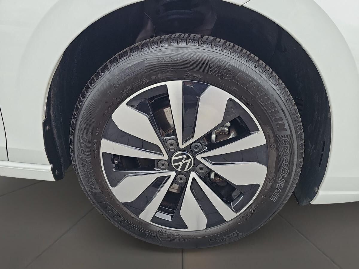 Volkswagen Golf VIII 1.5 eTSI W Goal ACC AUT Akustikglas