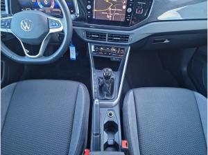 Volkswagen Taigo 1.0 TSI Life 2xKlima Kam. KlimaA LED Navi