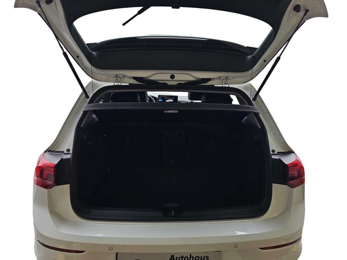 Volkswagen Golf VIII 1.5 eTSI W Goal ACC AUT Akustikglas