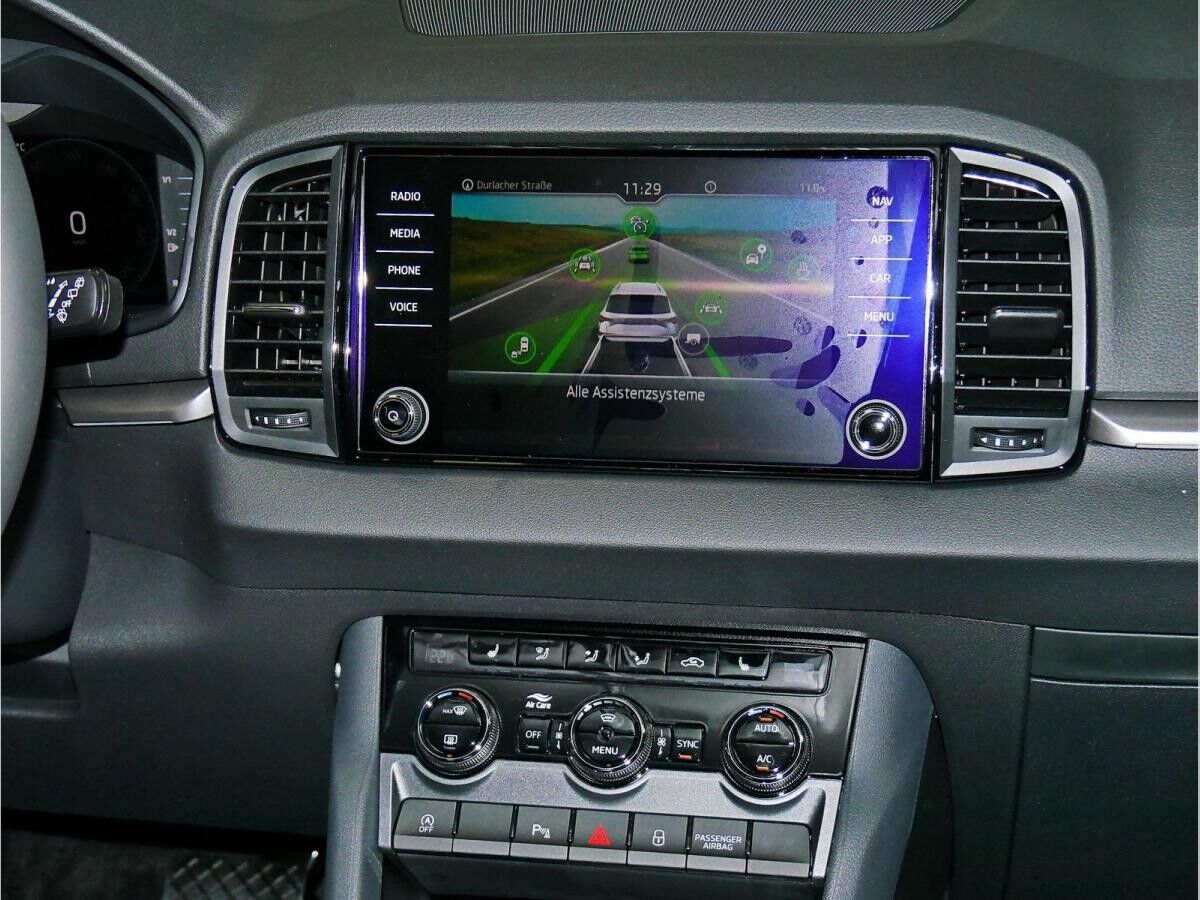 Skoda Karoq "Selection" 1.5TSI 150PS DSG *SOFORT VERFÜGBAR*