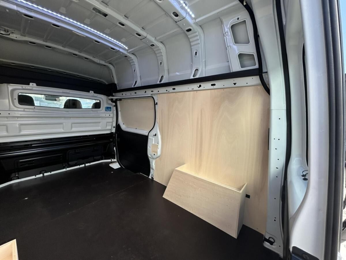 Renault Trafic Kasten L2H2 Komfort 3,0t Blue dCi 150