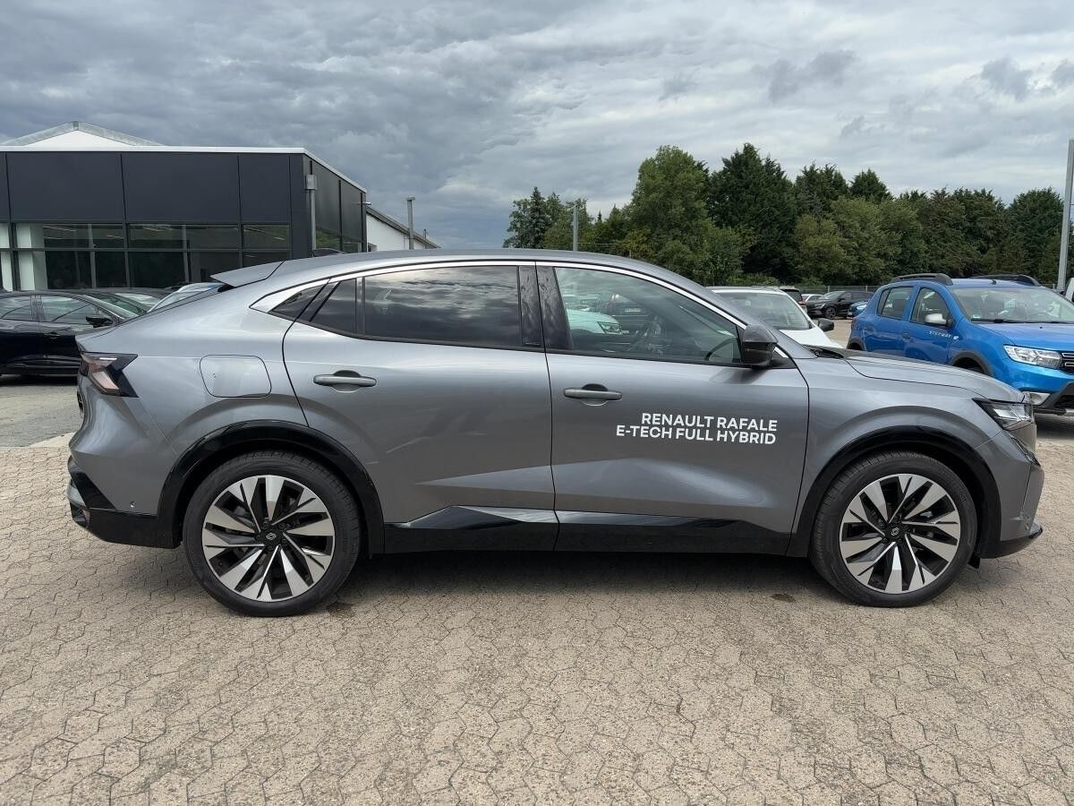 Renault Rafale Techno E-Tech Full Hybrid 200 SafetyPaket Renault Rafale Techno E-Tech Full Hybrid 200 SafetyPaket