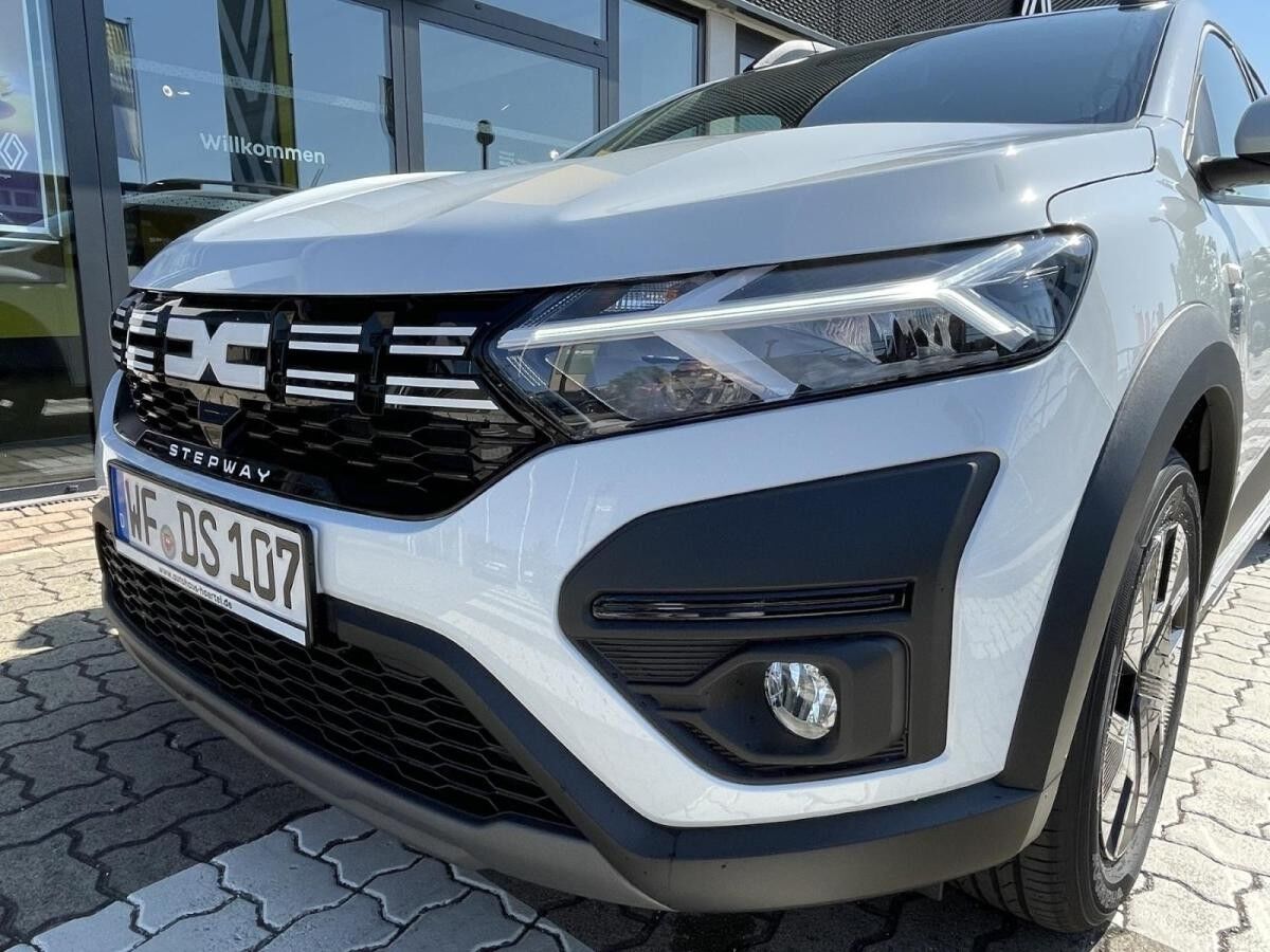 Dacia Sandero Stepway Expression TCe 90 +Einparkhilfe+