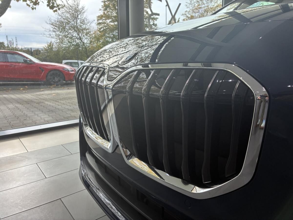 BMW 216 i DAB LED RFK Parkassistent Klimaaut. Shz