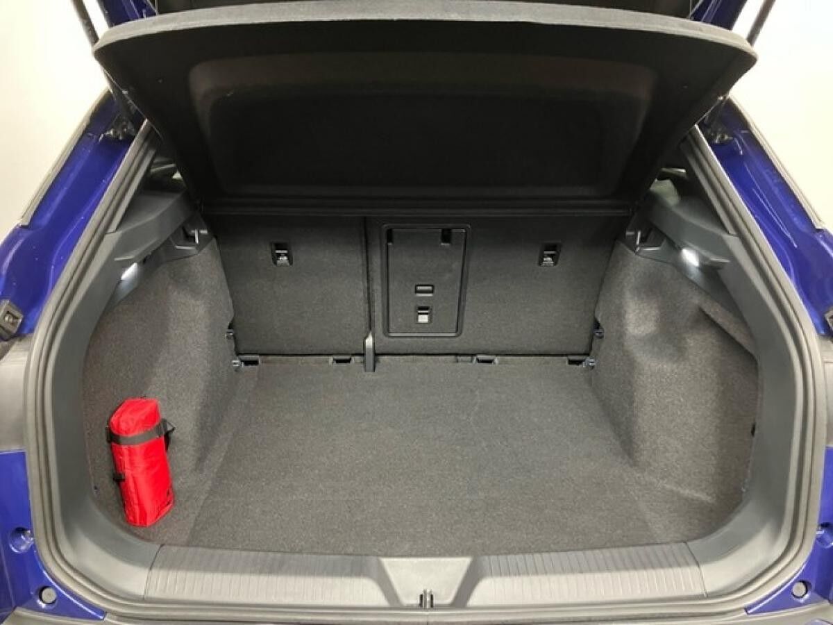 Volkswagen ID.4 125 kW IQ.Light+NAV+ACC+DAB+SHZ+PDCvo&hi - Pure