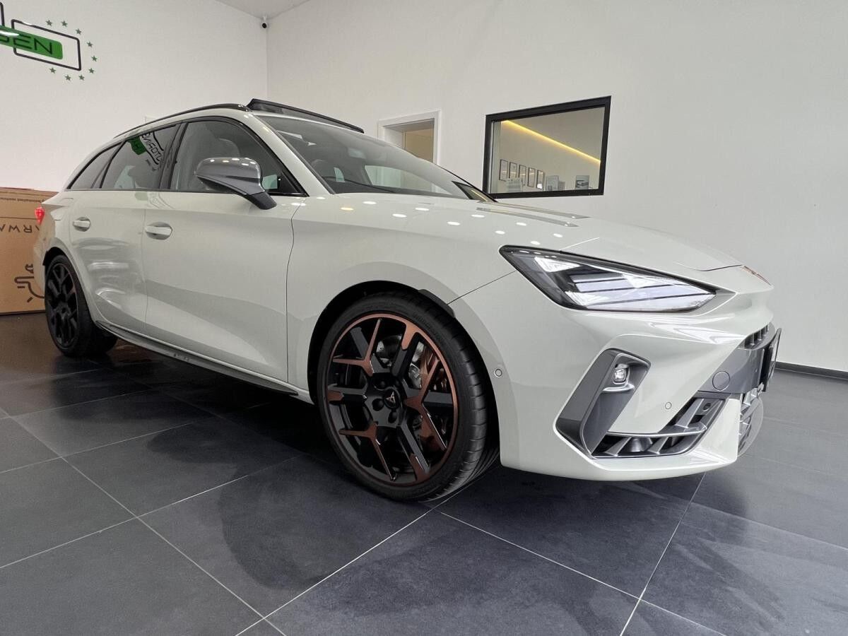 Cupra Leon 333PS ST Extreme |  AHK | Allrad | Pano | Sofort |