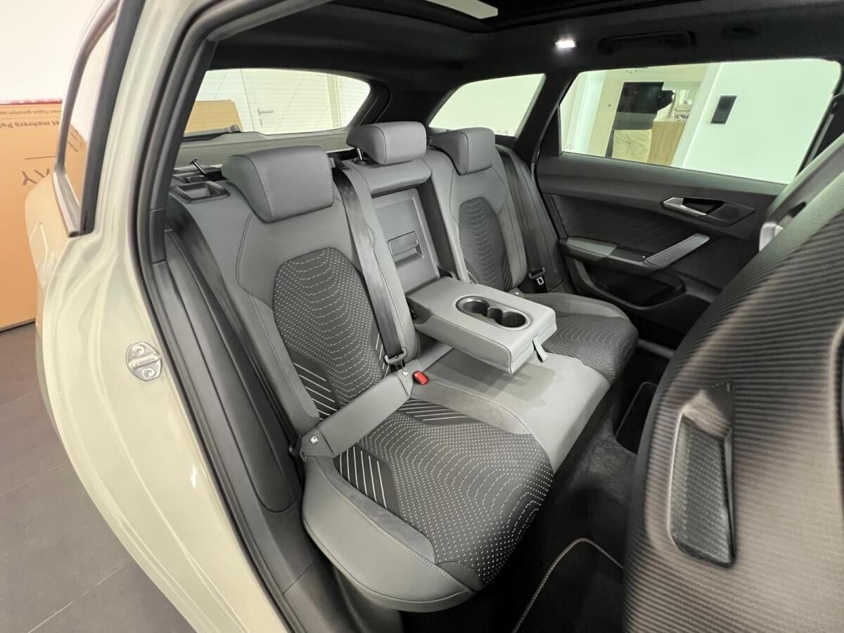 Cupra Leon 333PS ST Extreme |  AHK | Allrad | Pano | Sofort |