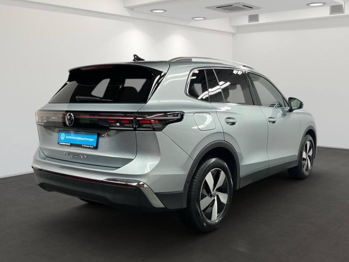 Volkswagen Tiguan 2.0 TDI 110 kW Elegance Matrix AHK ACC Navi