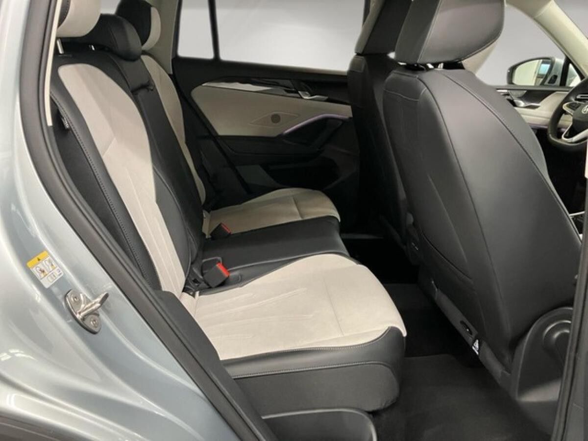 Volkswagen Tiguan 2.0 TDI 110 kW Elegance Matrix AHK ACC Navi