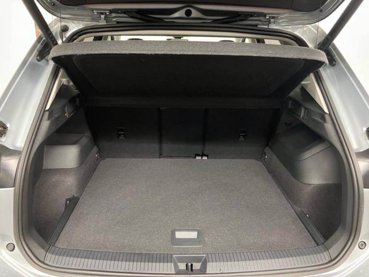 Volkswagen Tiguan 2.0 TDI 110 kW Elegance Matrix AHK ACC Navi