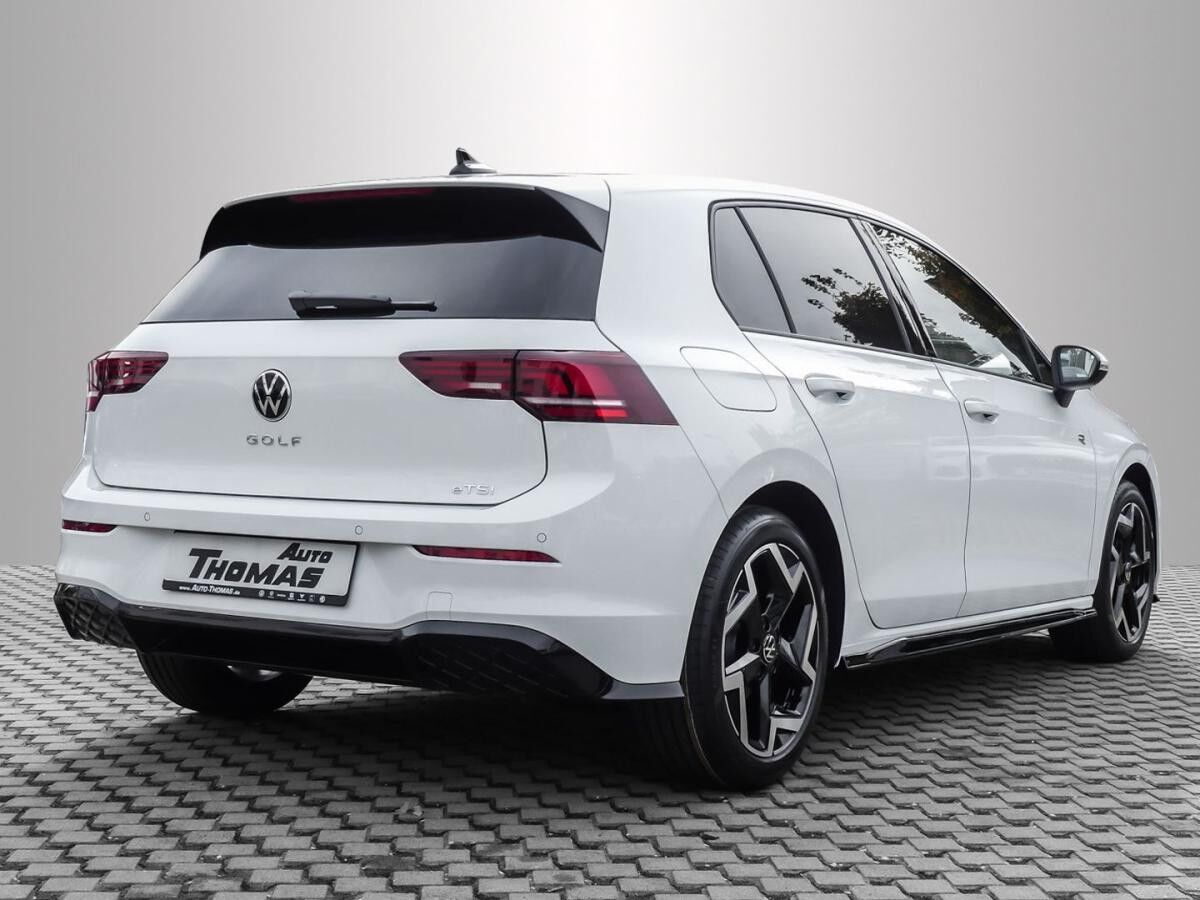 Volkswagen Golf 1.5 eTSI R-Line