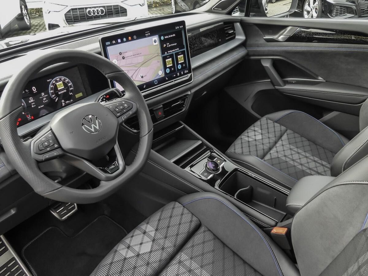 Volkswagen Tayron 2.0 TDI 4Motion R-Line DSG AHK Pano