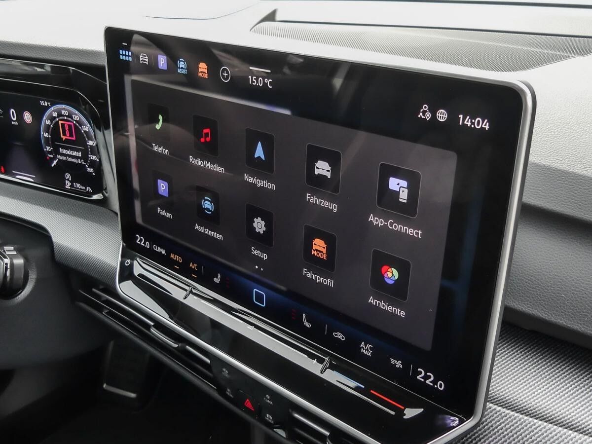 Volkswagen Golf 1.5 eTSI R-Line