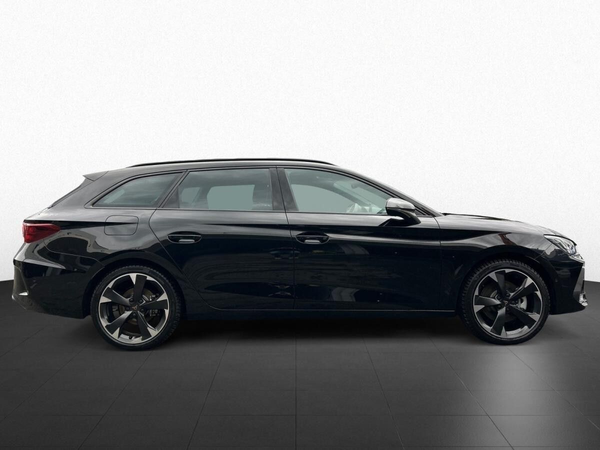 Cupra Leon Sportstourer 1.5 e-HYBRID 150 kW DSG AHK Matrix