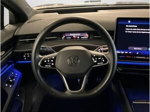 Volkswagen ID.7 Tourer Pro 77 kWh, Wärmep., Navi, Sitzh., IQLight, BlackStyle, AHK, 360°