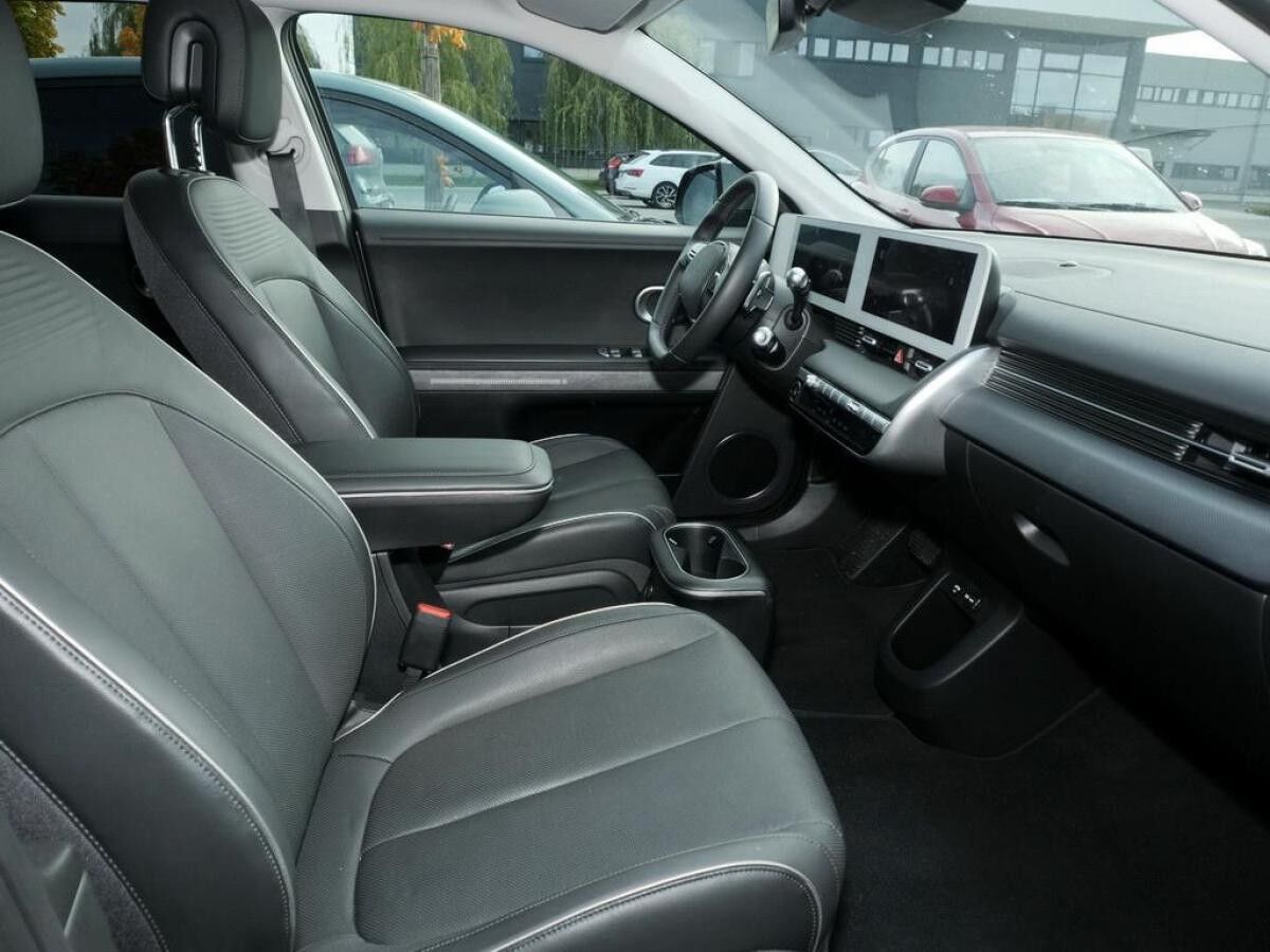 Hyundai IONIQ 5 TECHNIQ NAVI CAM SHZ LHZ LED 800V LADE