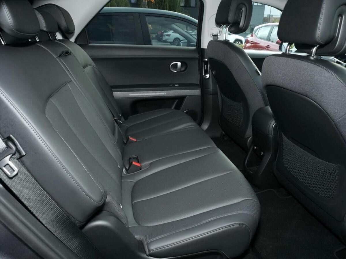 Hyundai IONIQ 5 TECHNIQ NAVI CAM SHZ LHZ LED 800V LADE