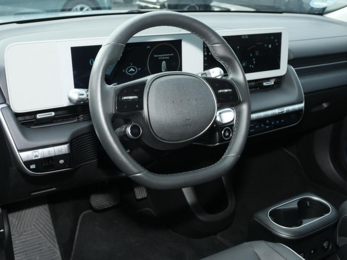Hyundai IONIQ 5 TECHNIQ NAVI CAM SHZ LHZ LED 800V LADE