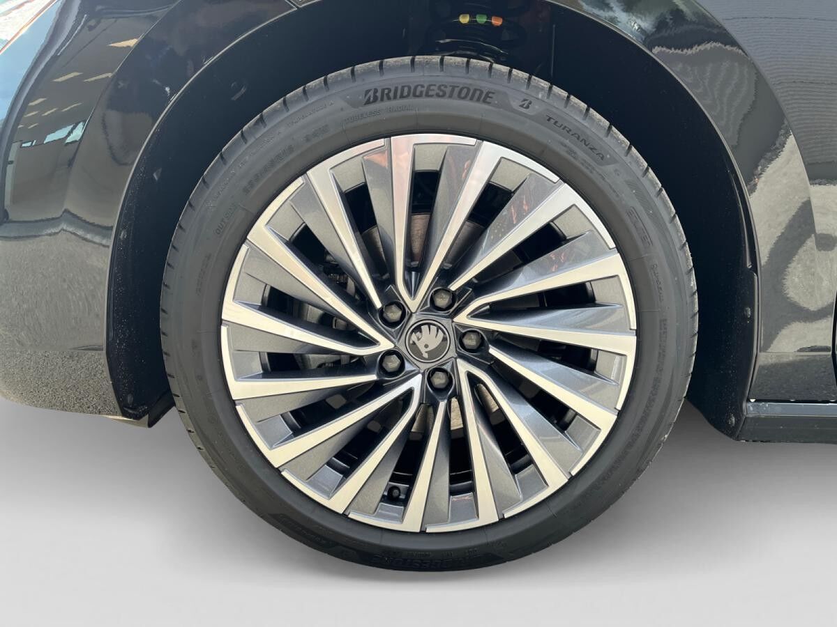 Skoda Superb Combi "L&K" 2.0TDI 150PS DSG *SOFORT VERFÜGBAR*