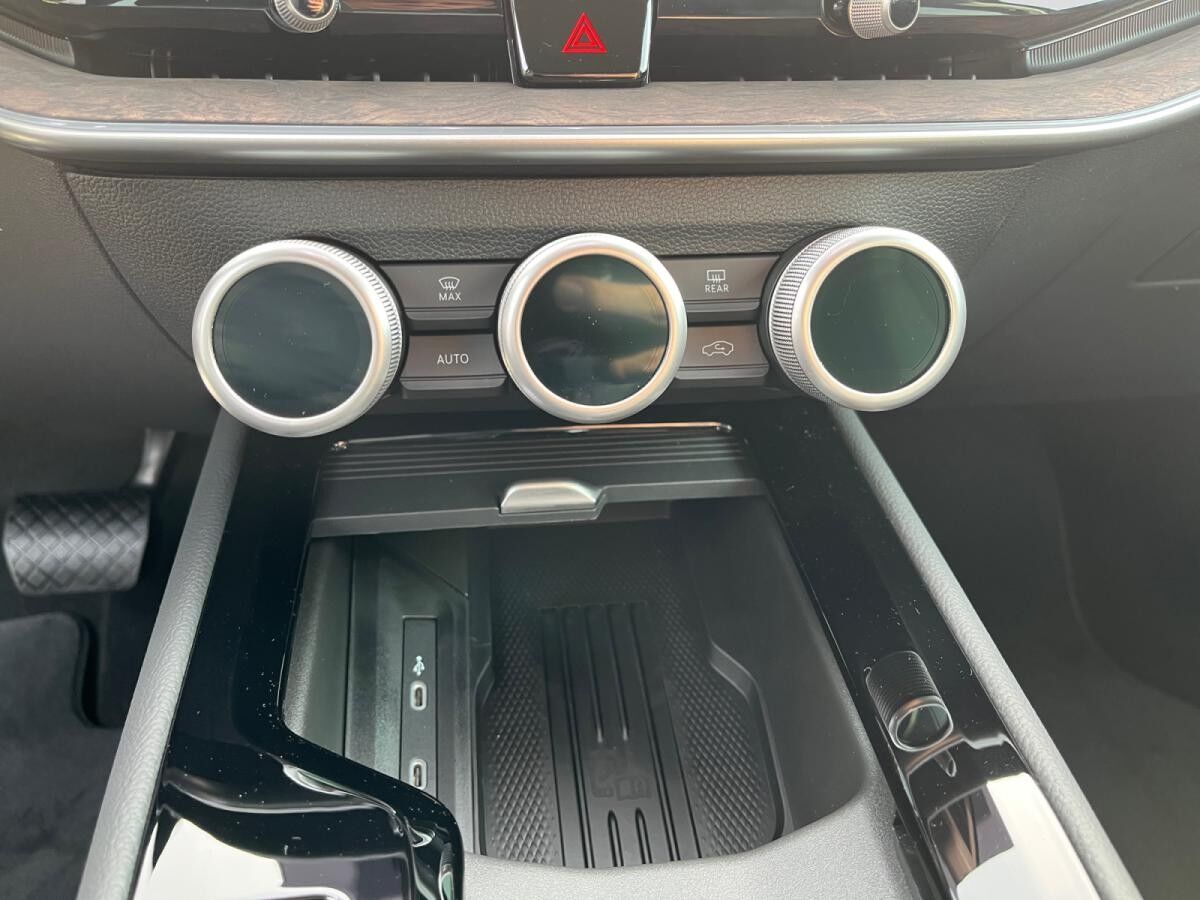 Skoda Superb Combi "L&K" 2.0TDI 150PS DSG *SOFORT VERFÜGBAR*