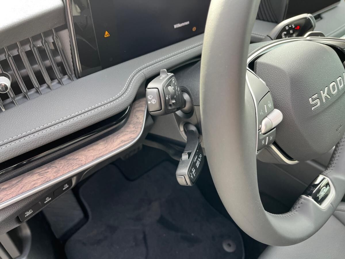 Skoda Superb Combi "L&K" 2.0TDI 150PS DSG *SOFORT VERFÜGBAR*