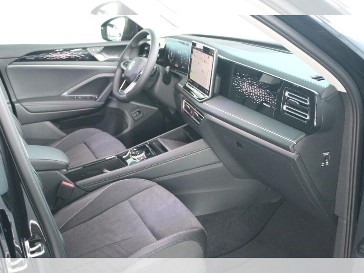 Volkswagen Tiguan Elegance 1.5l eTSI Klima, GJR, RKF, uvm...
