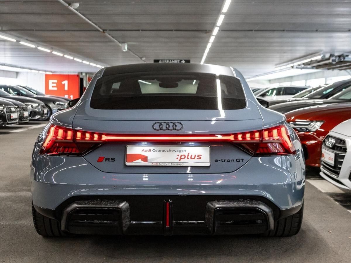 Audi RS e-tron GT performance quattro B&O Matrix SHZ