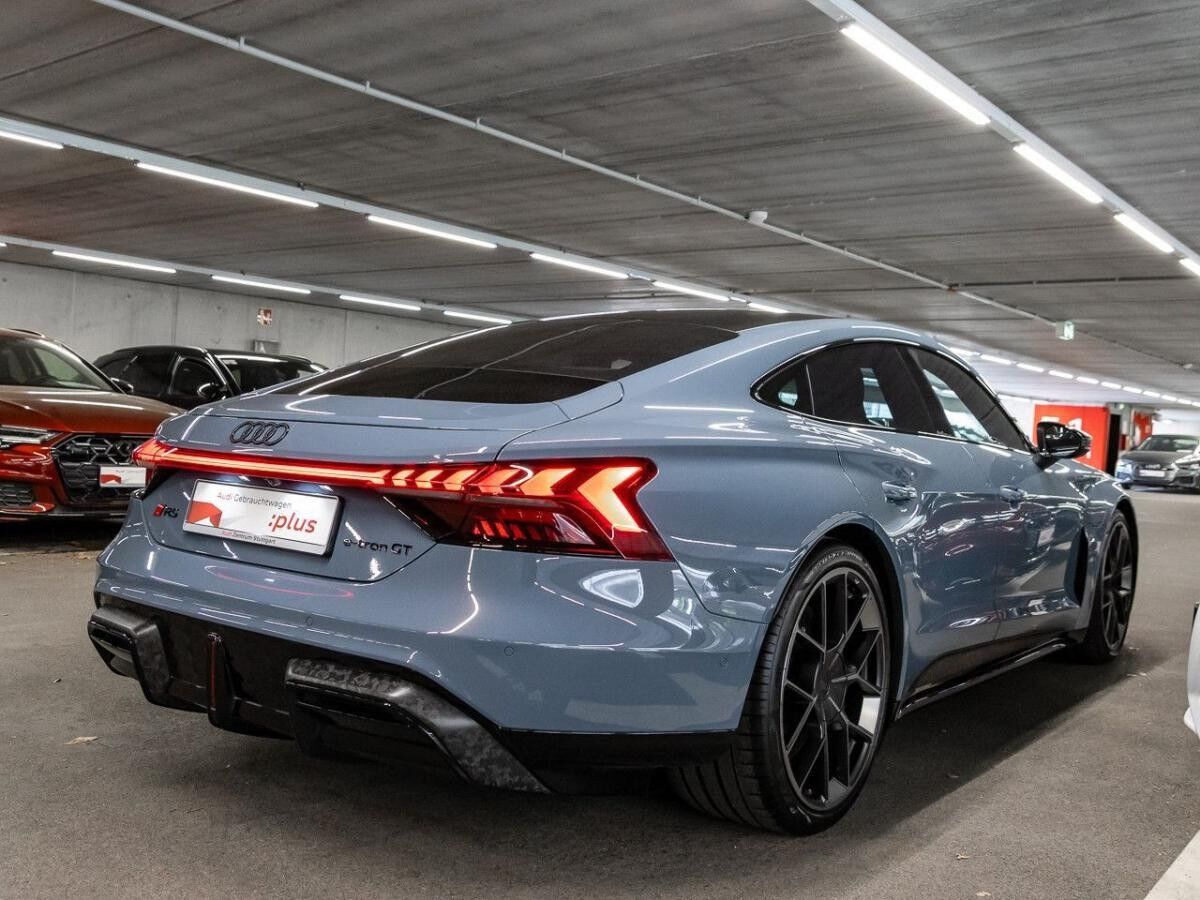 Audi RS e-tron GT performance quattro B&O Matrix SHZ