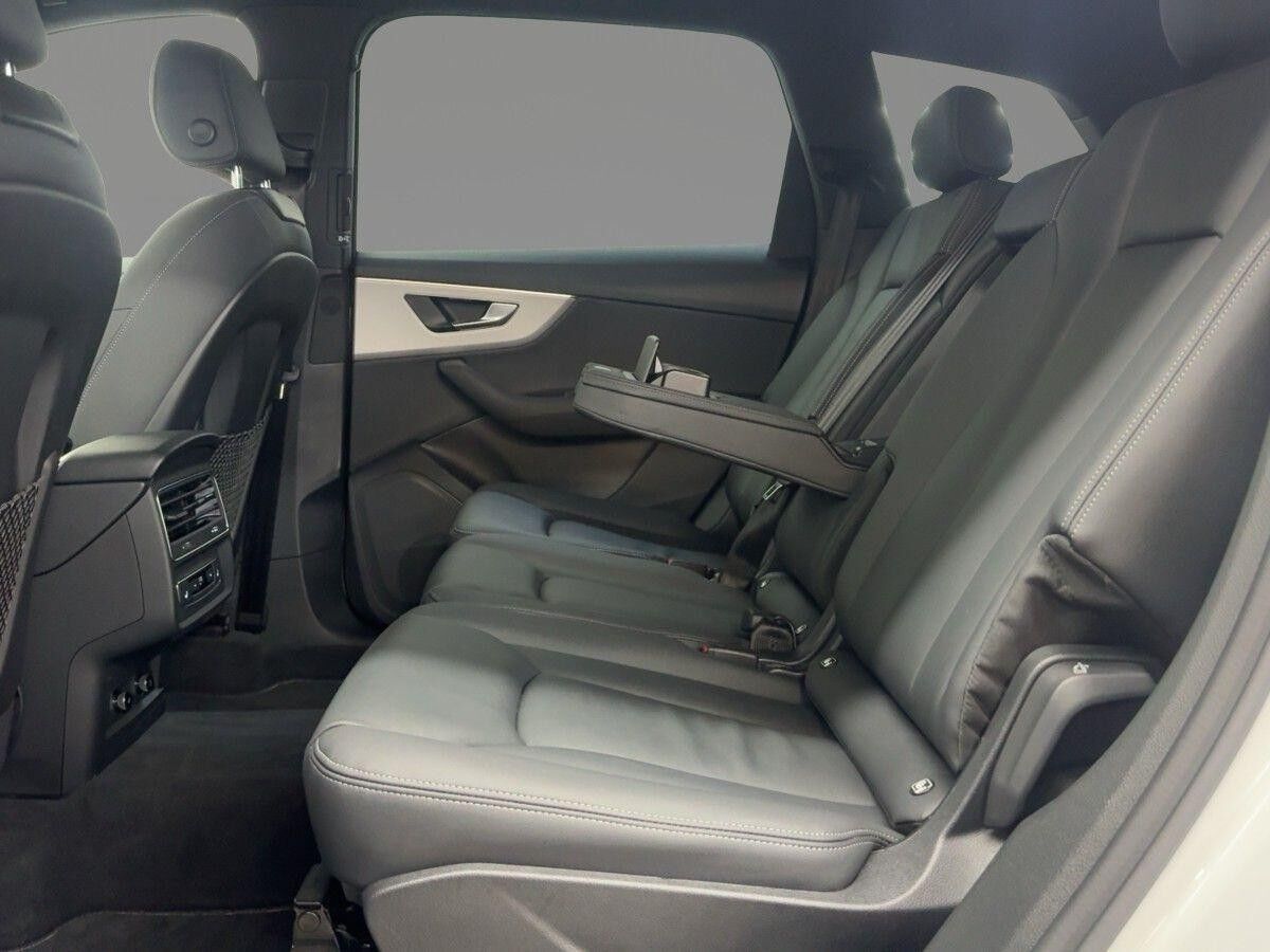 Audi Q7 55 TFSI e S line quattro tiptronic AHK Luftfed. Matrix