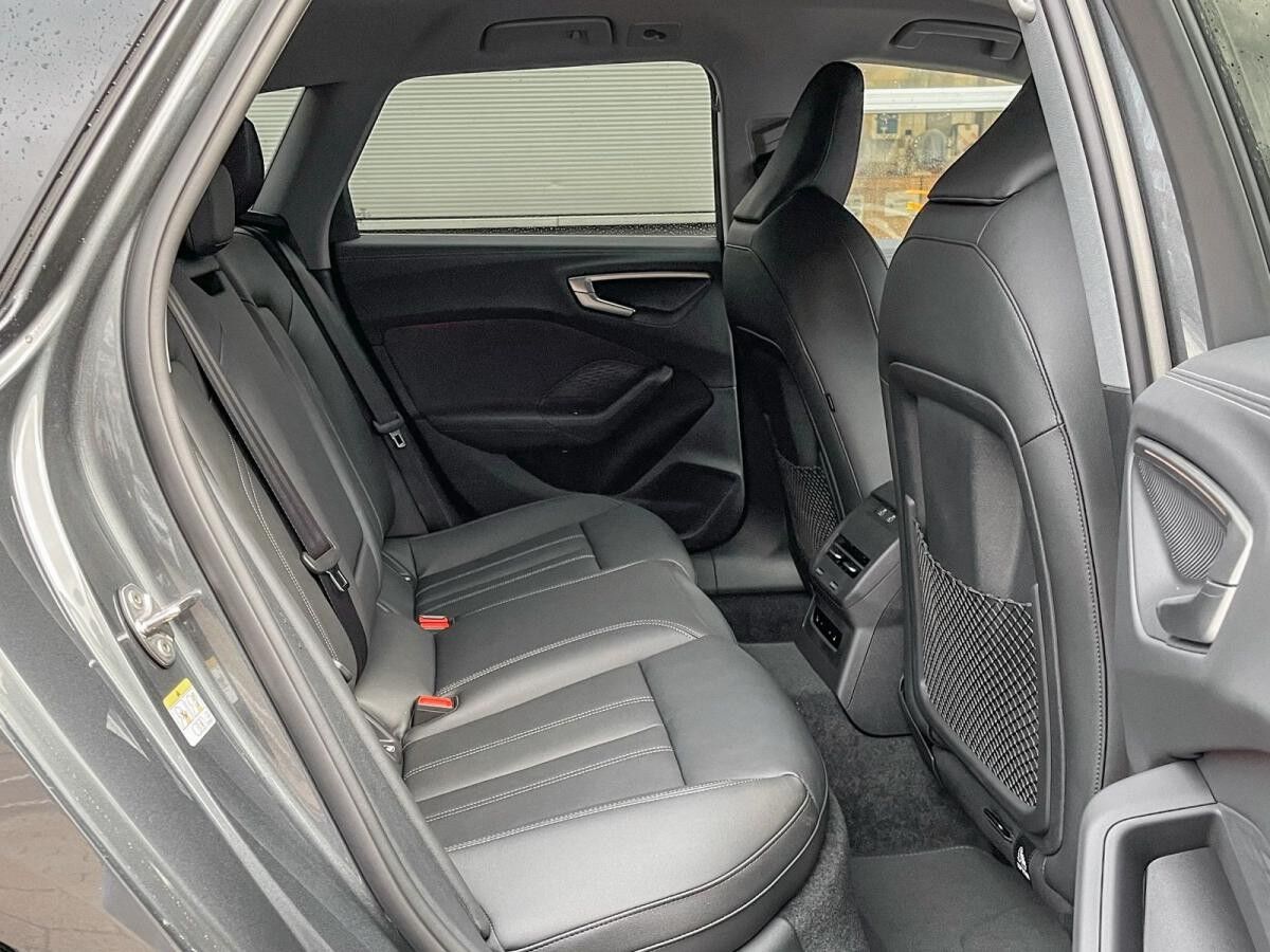 Audi A5 Avant TDI quattro S tronic S line Navi