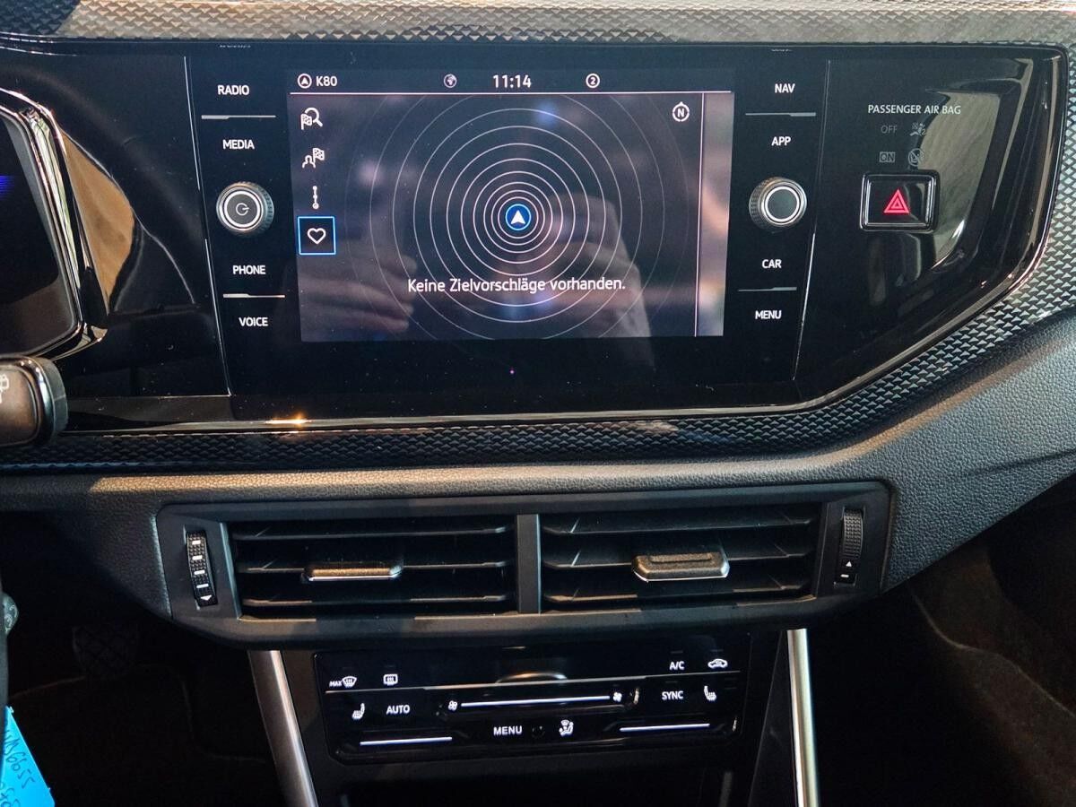 Volkswagen Polo 1.0 TSI Navi LED Ganzjahresreifen Einparkhilfe