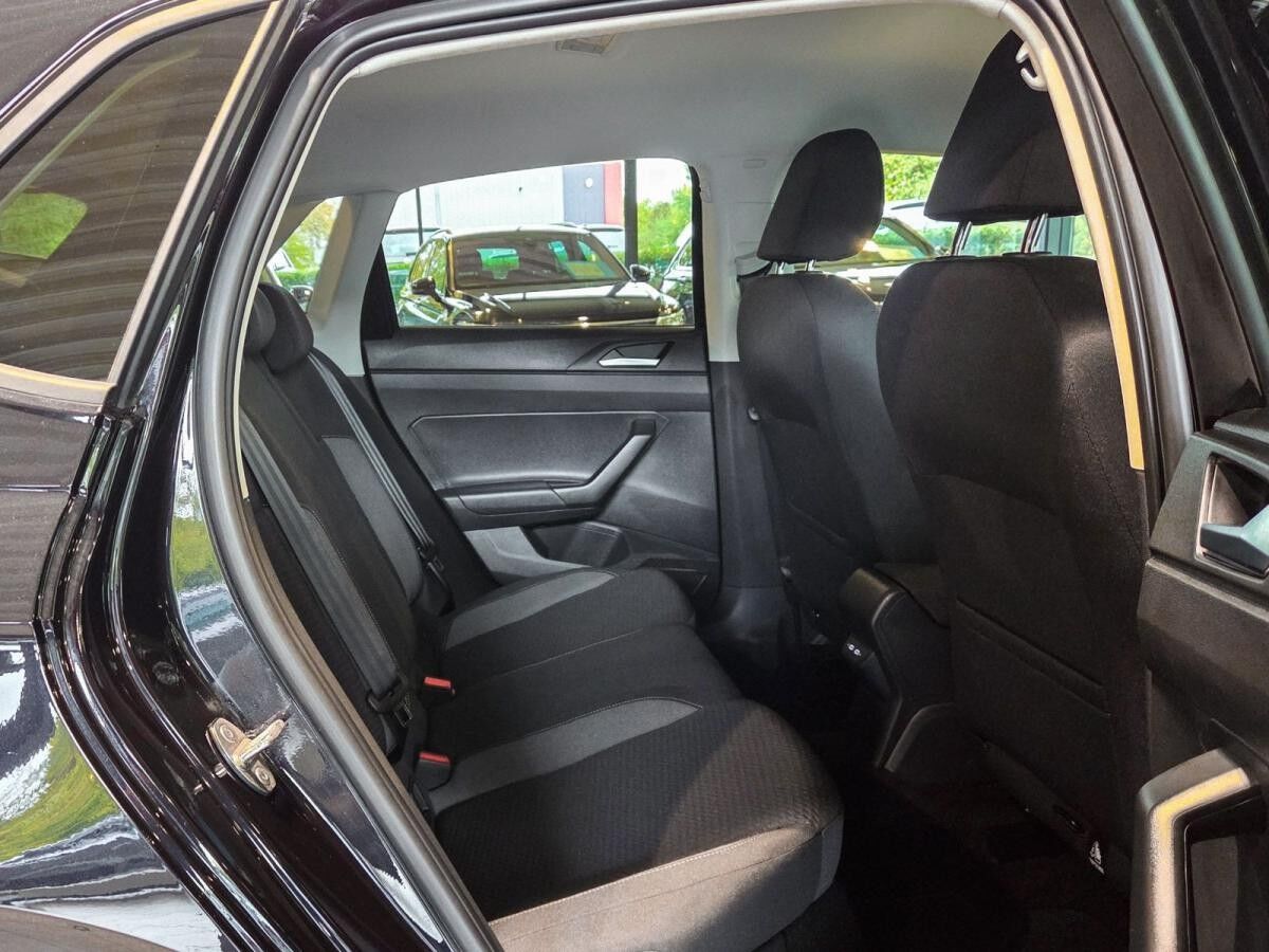 Volkswagen Polo 1.0 TSI Navi LED Ganzjahresreifen Einparkhilfe