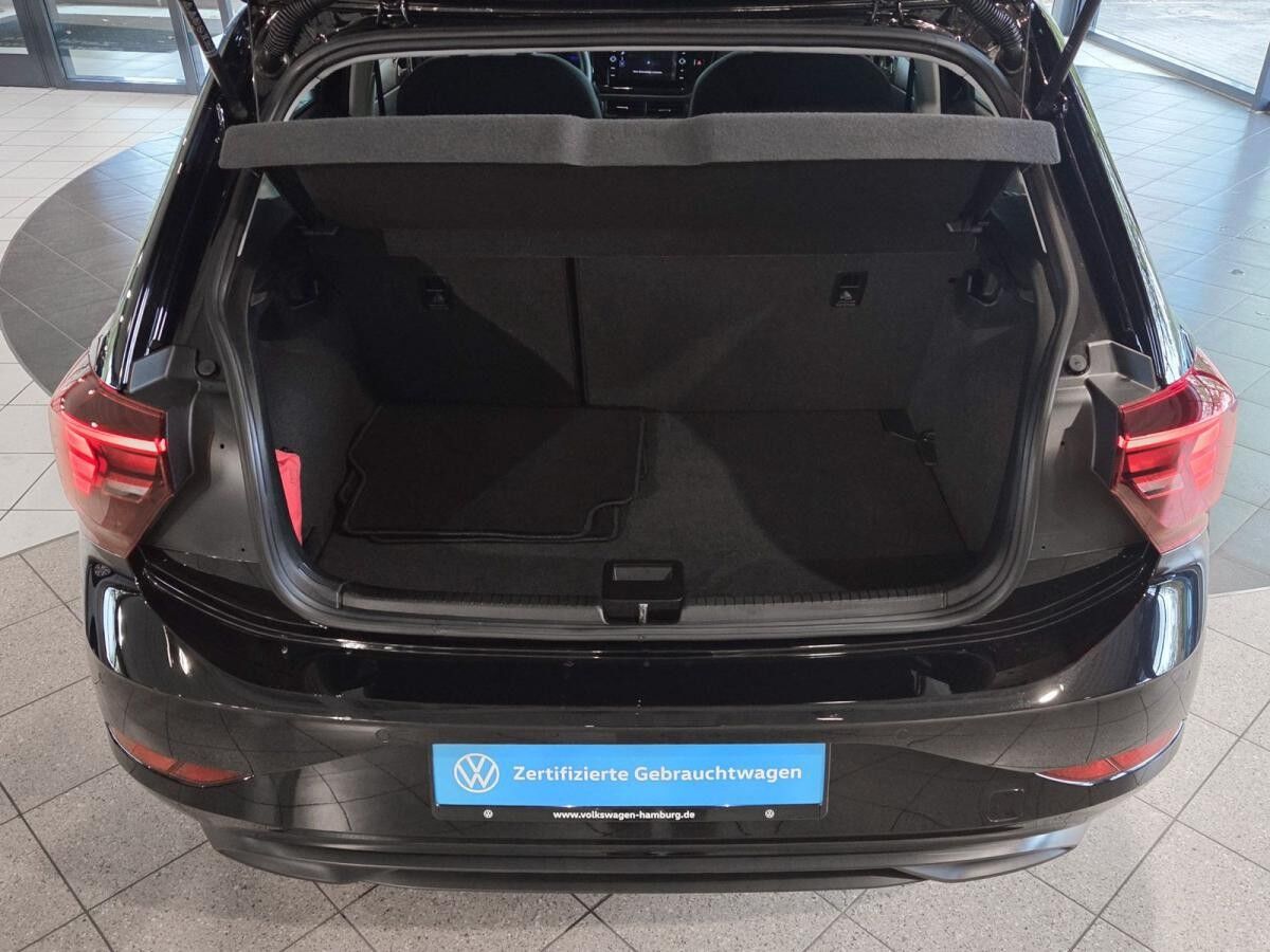 Volkswagen Polo 1.0 TSI Navi LED Ganzjahresreifen Einparkhilfe
