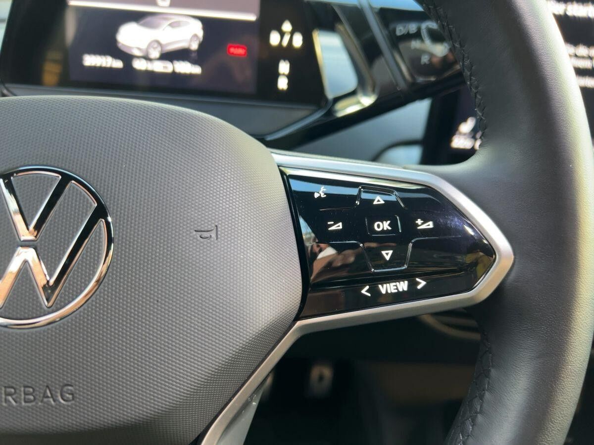 Volkswagen ID.5 Pro Performance WÄRMEPUMPE/AHK/NAVI/ACC