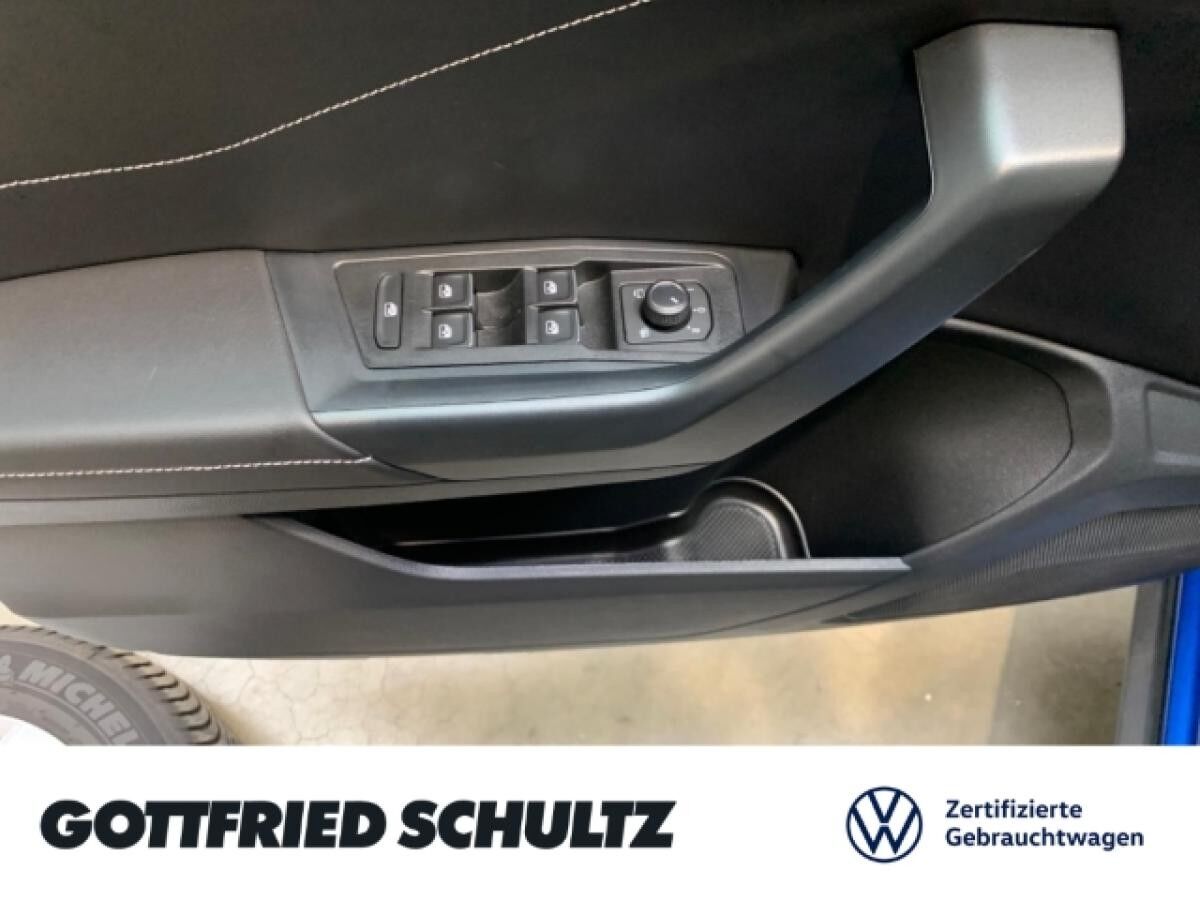Volkswagen T-Roc GOAL TDI LED NAVI EINPARHILFE ACC SITZHEIZUNG