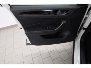 Volkswagen T-Roc Style 2.0 TDI DSG 8-fach AHK Navi 19" *BLACK DEAL*