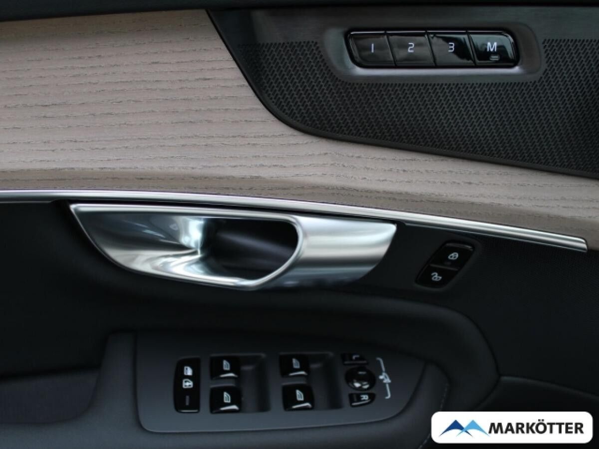 Volvo XC90 T8 AWD Plus Bright Plug-In Hybrid 7-Sitzer